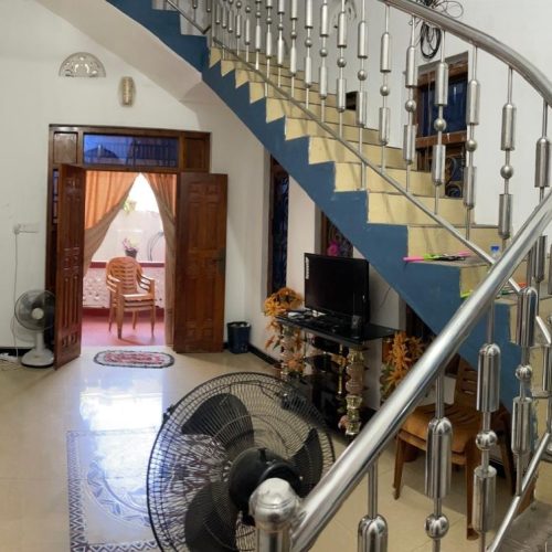 HOUSE-SALE-ERAVUR-6089-2