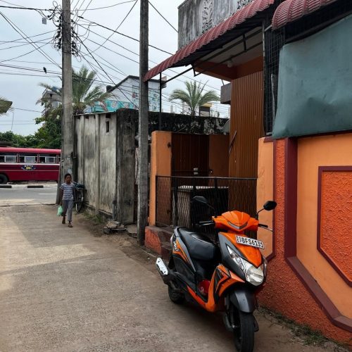 House Sale With Shop