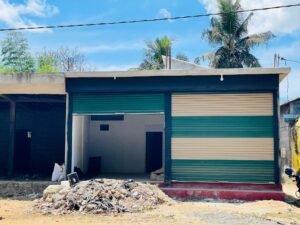 Shop With House Sale Oddamavadi