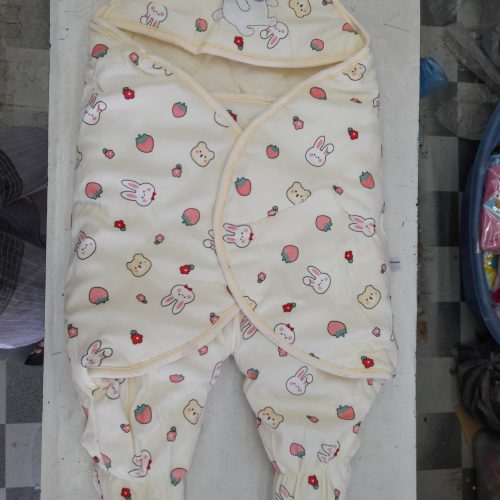 Baby Suit Blanket- the BabyShop Kattankudy